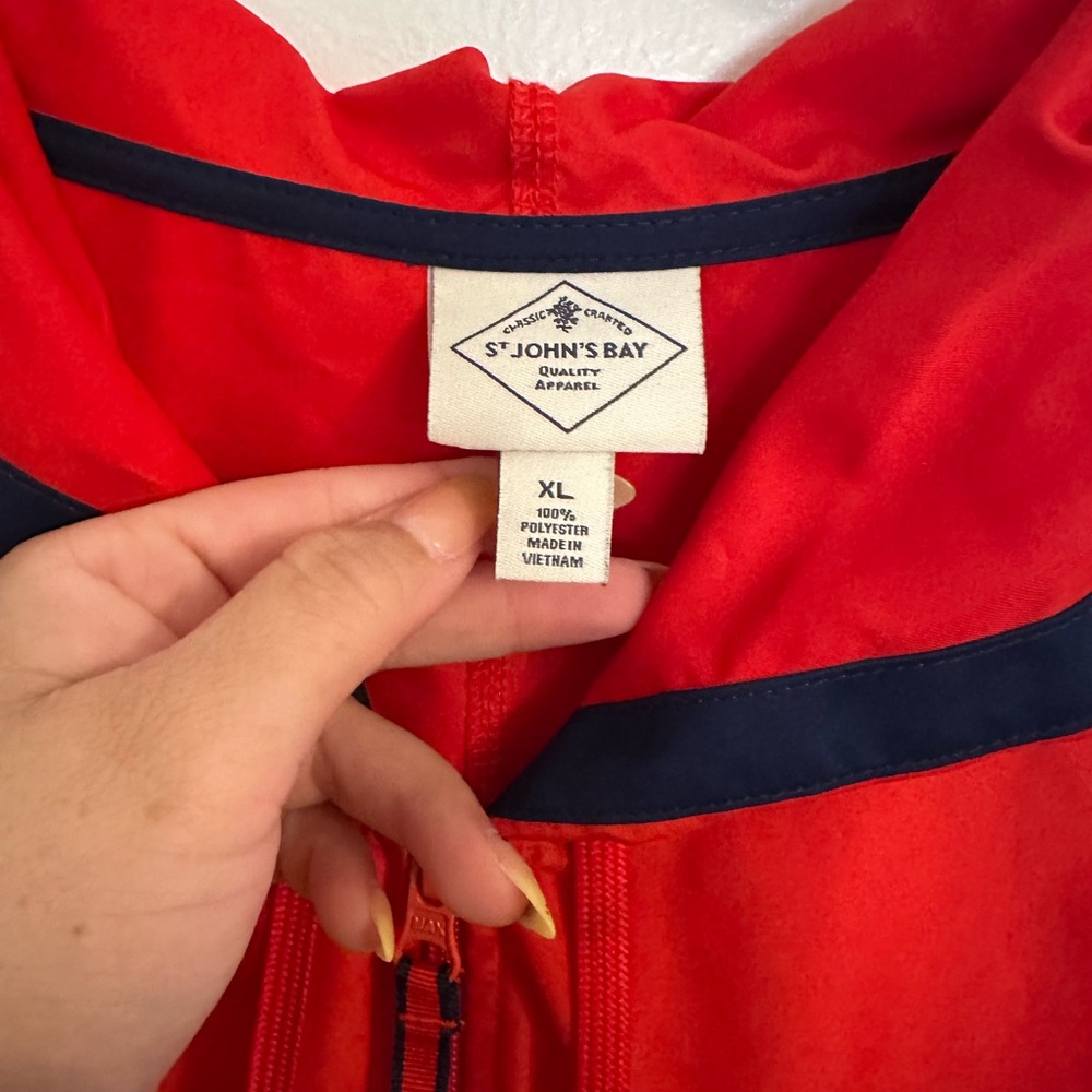 Lightweight jacket - Picture 3 of 3